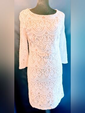 Women's White Lace Sheath Dress - Elegant Crochet Design